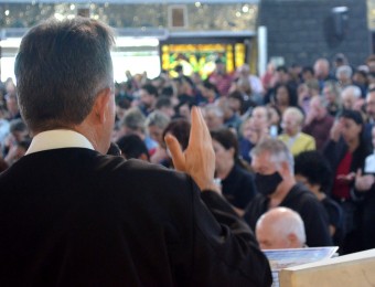 Novena Perpétua realiza ato de consagração de Curitiba e cidades vizinhas