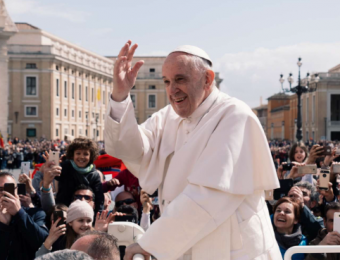 O Papa: caminho sinodal, experiência espiritual única de conversão e renovação